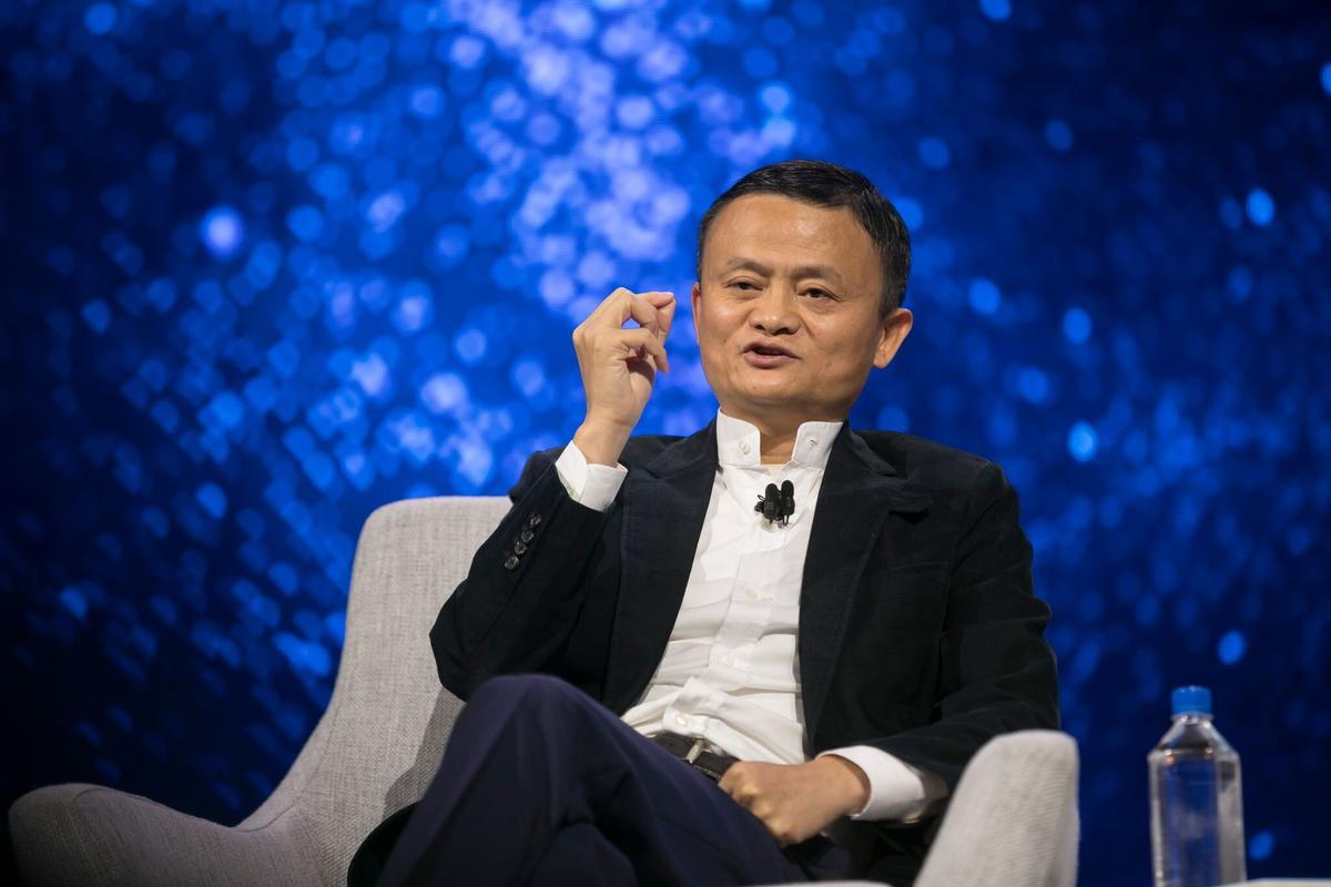 Tỷ phú Jack Ma đã nói những gì với hơn 3.000 sinh viên Hà Nội? Ảnh 10