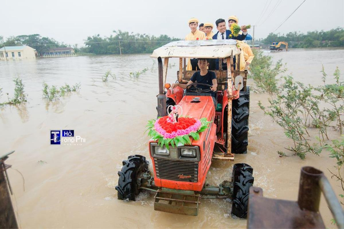 Tang thương miền Trung: Gần 90 người chết trong mưa bão, lũ lụt Ảnh 1