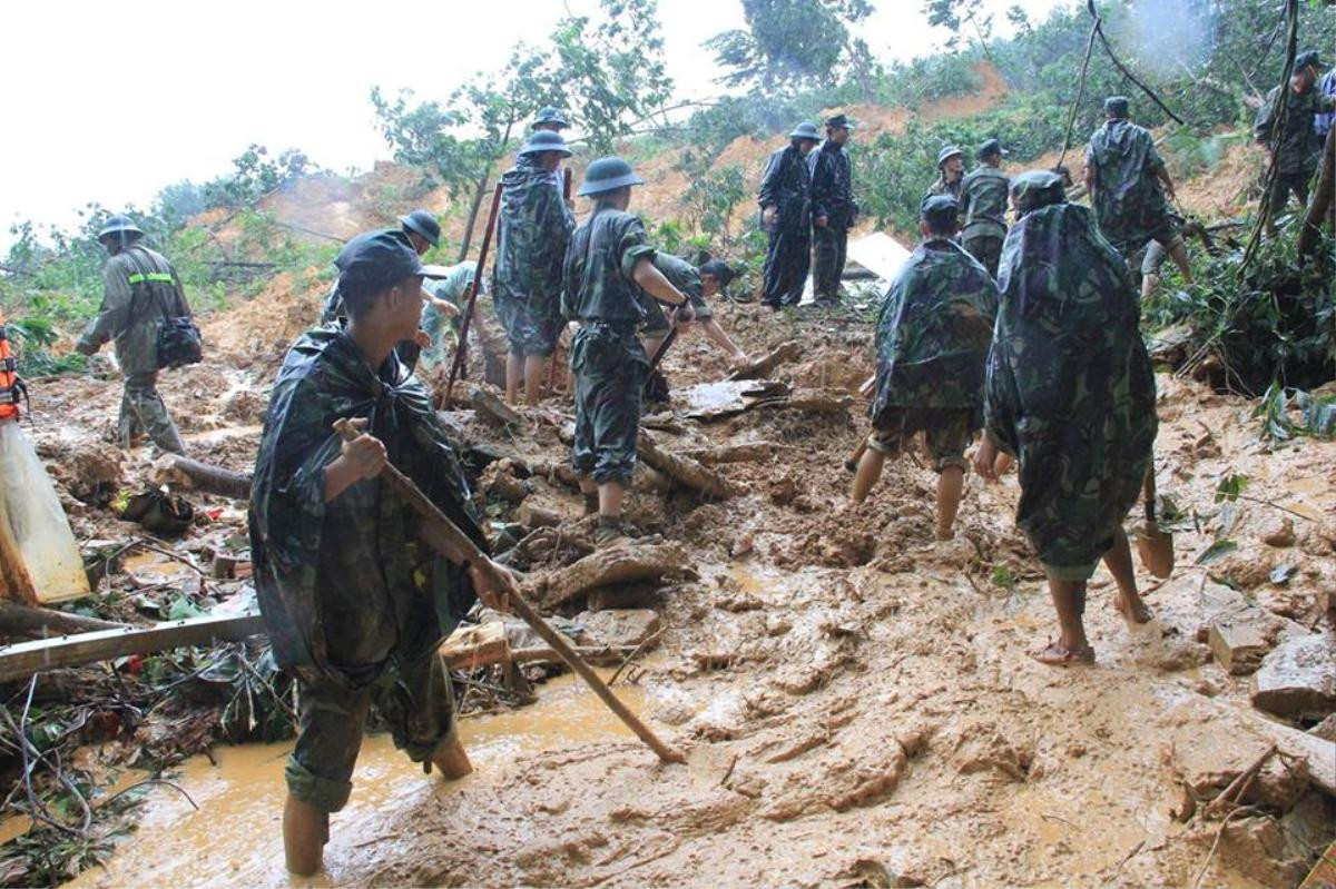 Thi thể 2 công nhân thủy điện bị vùi lấp do sạt lở núi ở Quảng Nam được tìm thấy Ảnh 1