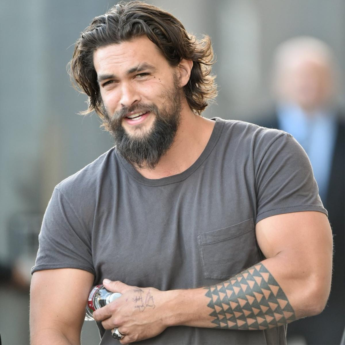 Jason Momoa: Từ thủ lĩnh trong 'Game of Thrones' tới siêu anh hùng đại dương trong 'Justice League' Ảnh 1