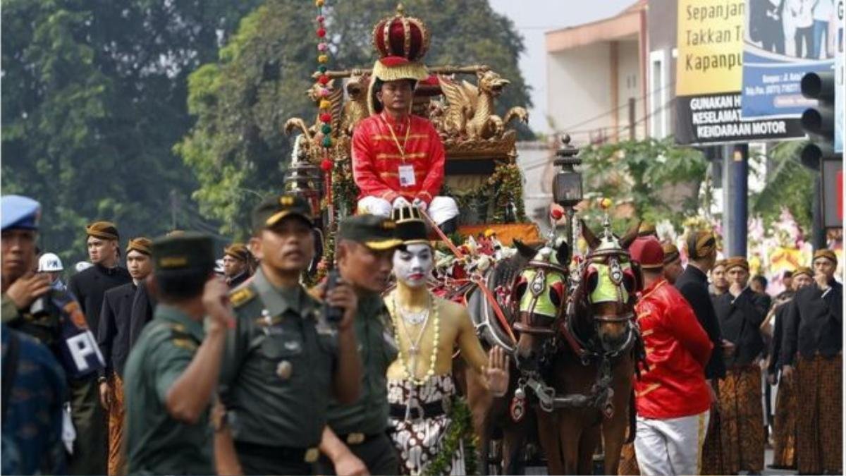 Đám cưới xa hoa của con gái Tổng thống Indonesia: 7.000 khách mời, an ninh dày đặc, xe ngựa chở quan khách Ảnh 4