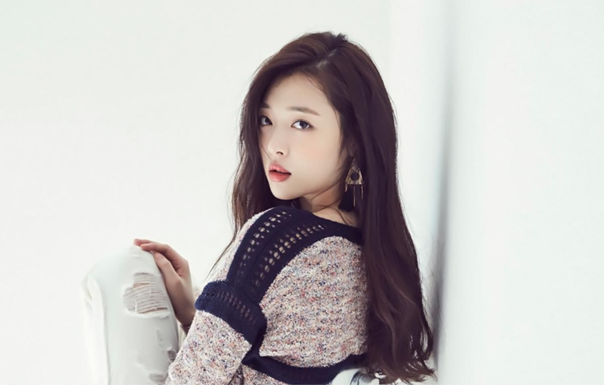 Trước Jennie (BlackPink), thần tượng Kpop nào từng bị chỉ trích vì thái độ 'ngôi sao' trên sân khấu? Ảnh 7