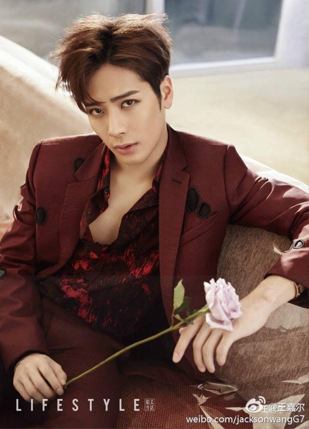 Zoom nhan sắc Jackson (GOT7) đã xuất sắc giật 'spolight' thảm đỏ MTV EMAs 2017 sáng nay Ảnh 5