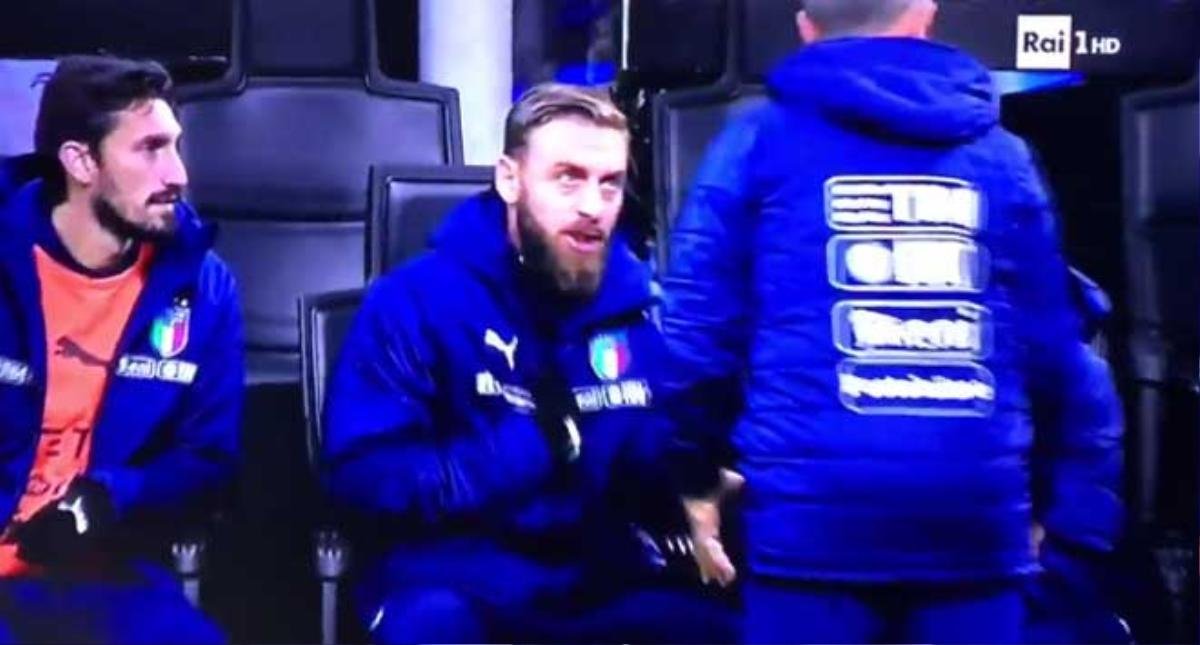 De Rossi nổi nóng với HLV Ventura, 'lên lớp' dạy lại thầy Ảnh 1