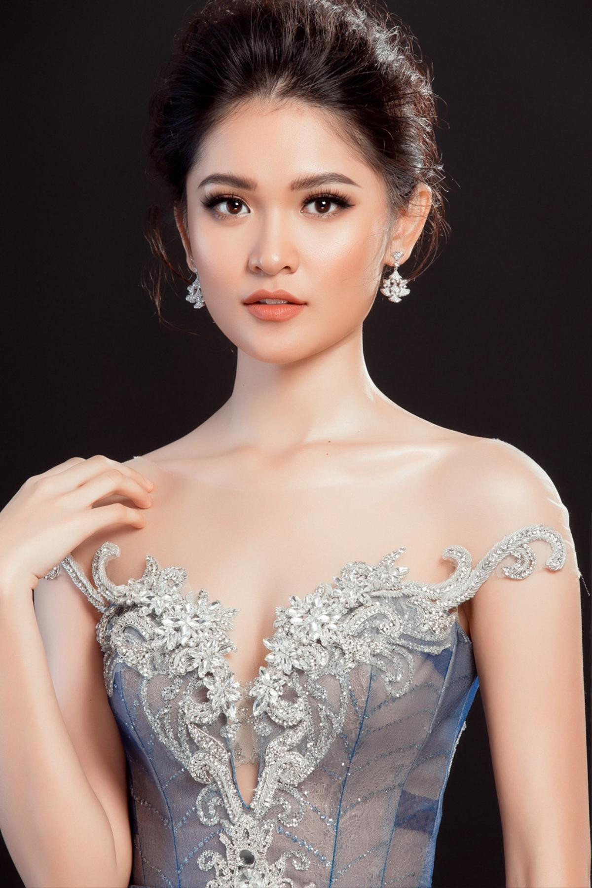 Chung kết Miss International: Thuỳ Dung trượt Top 15, người đẹp Indonesia đăng quang Hoa hậu Quốc tế 2017 Ảnh 1