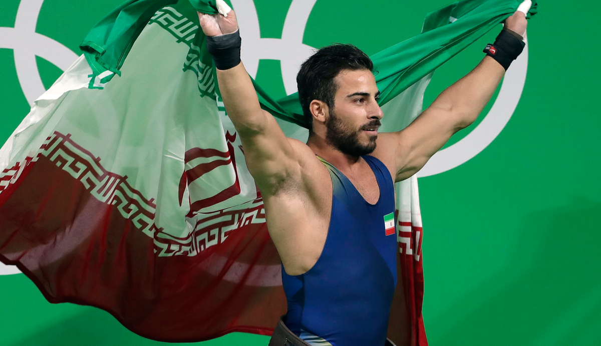 Nhà vô địch Olympic đấu giá huy chương vàng để ủng hộ nạn nhân động đất kinh hoàng ở Iran - Iraq Ảnh 1