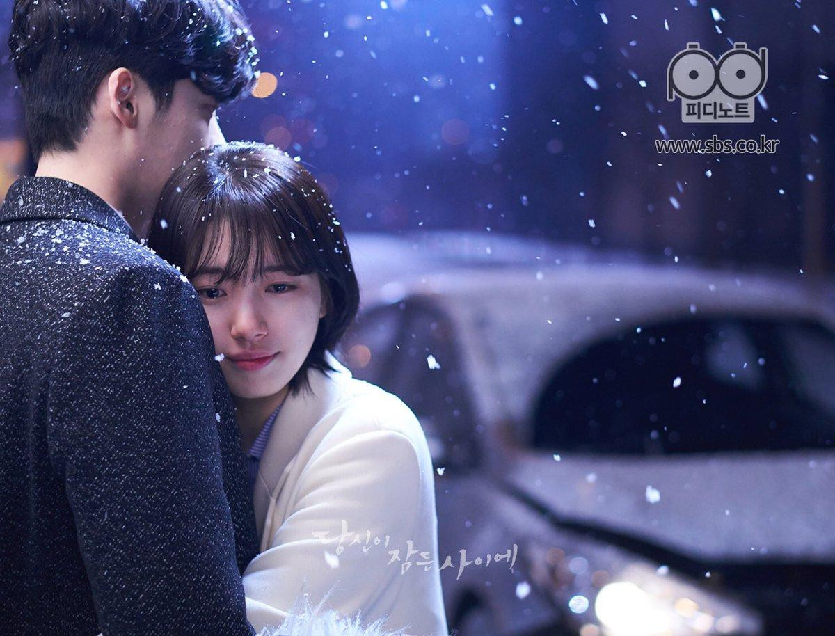 Loạt khoảnh khắc ngọt ngào cùng với Lee Jong Suk này có thể là nguyên nhân khiến Suzy và Lee Min Ho chia tay Ảnh 4