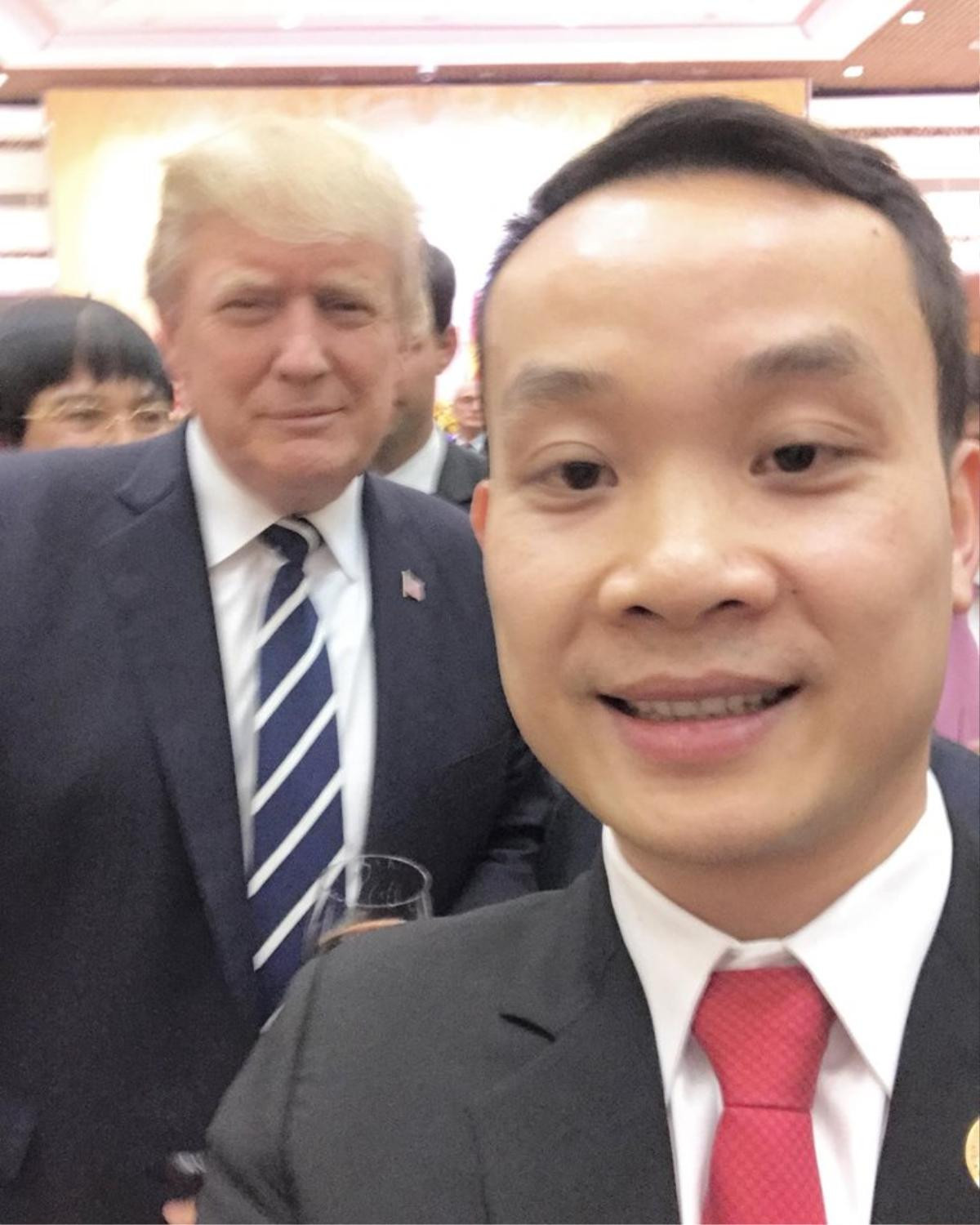 Doanh nhân 8X gây chú ý vì ảnh 'selfie' cùng Tổng thống Mỹ Donald Trump Ảnh 1