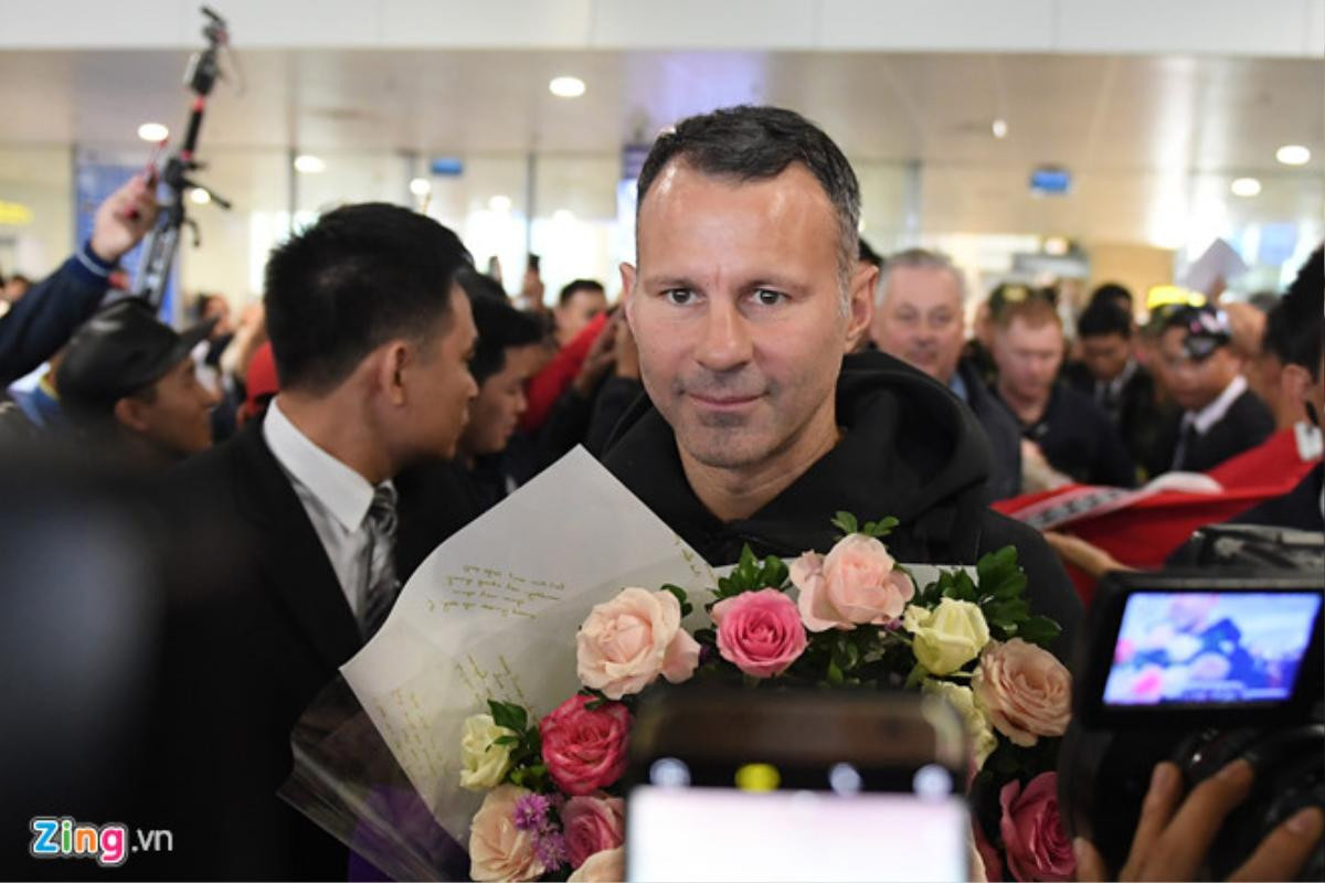 Ryan Giggs và Paul Scholes đến Hà Nội, bắt đầu hành trình ở Việt Nam Ảnh 6