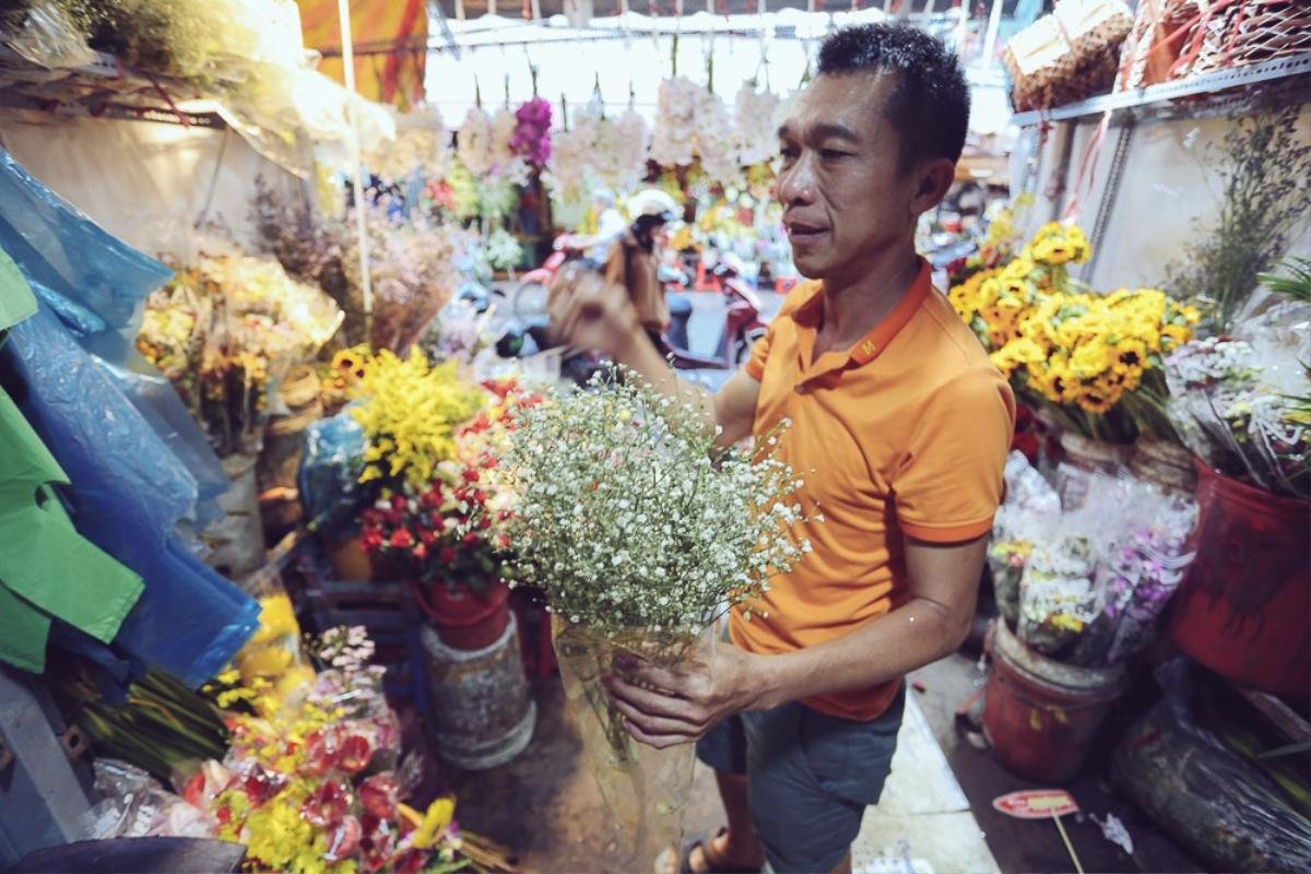 Vụ cô gái quậy tung tiệm hoa vì bị chê “Ngực lép mà sao hung dữ”: Chủ cửa hàng lên tiếng Ảnh 4