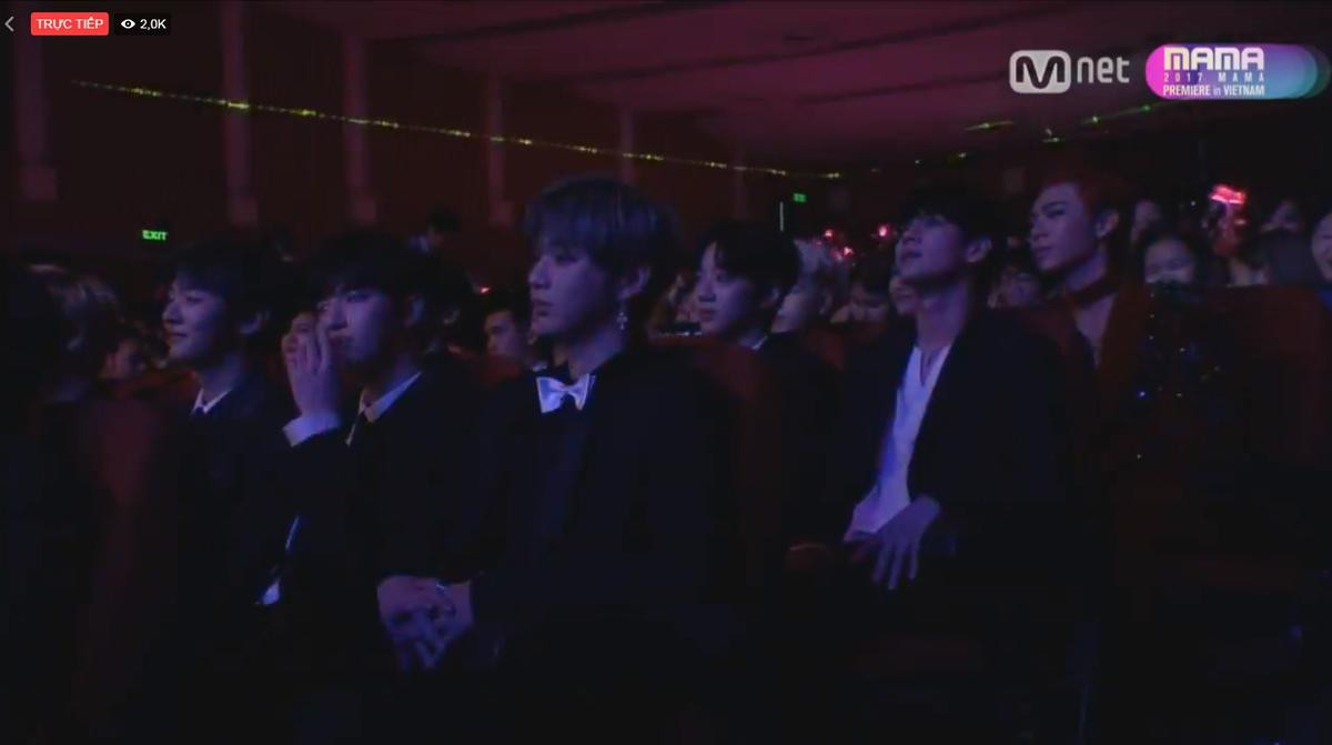 MAMA 2017: Wanna One - Seventeen 'đốt cháy' sân khấu, Tóc Tiên - Sơn Tùng chia đôi giải Nghệ sĩ Việt Ảnh 6