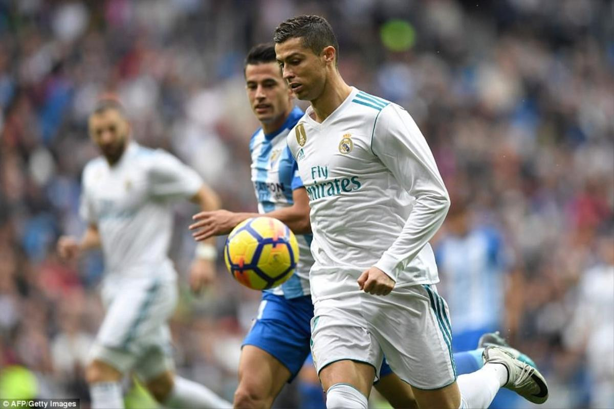 Ronaldo giải hạn đúng lúc giúp Real thắng nghẹt thở trên sân nhà Ảnh 2