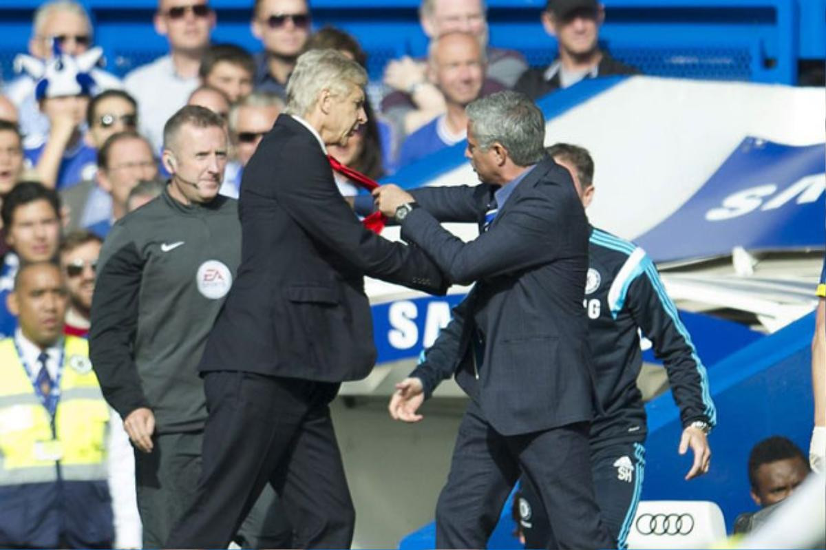 Wenger - Mourinho: Cuộc chiến giữa 'nước với lửa' Ảnh 3