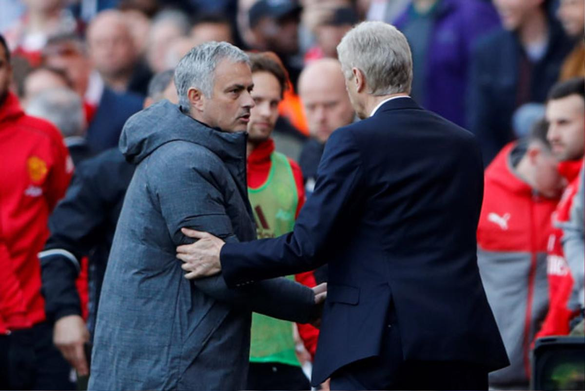 Wenger - Mourinho: Cuộc chiến giữa 'nước với lửa' Ảnh 4