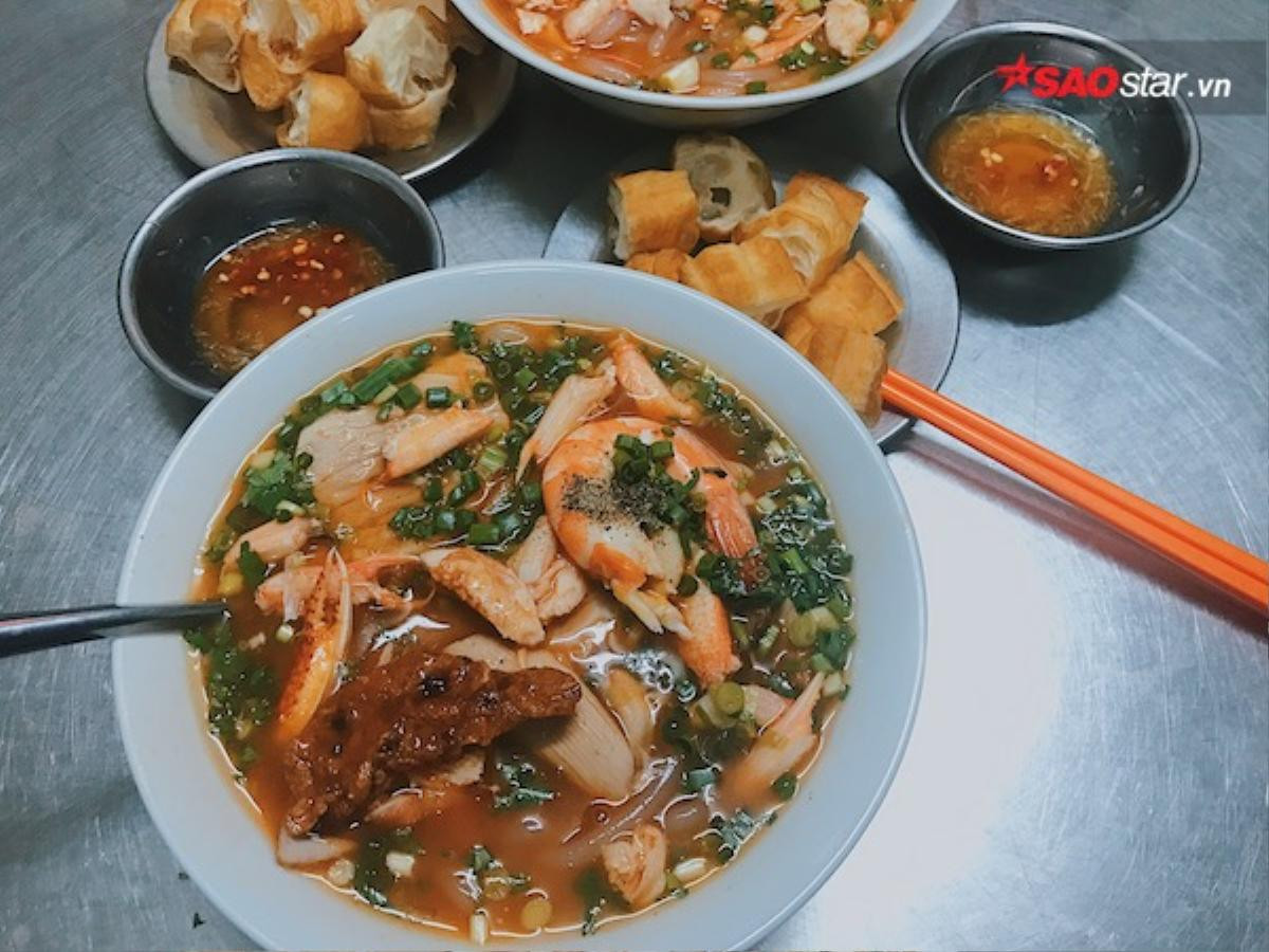 Nhắc đến bánh canh cua mà bỏ qua quán này quả là một thiếu sót lớn Ảnh 2