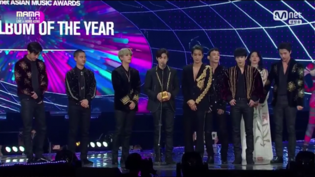 'Cuộc đua khốc liệt' của MAMA 2017 - BTS 'thống lĩnh' 3 giải, fan tiếc hùi hụi cho EXO Ảnh 8