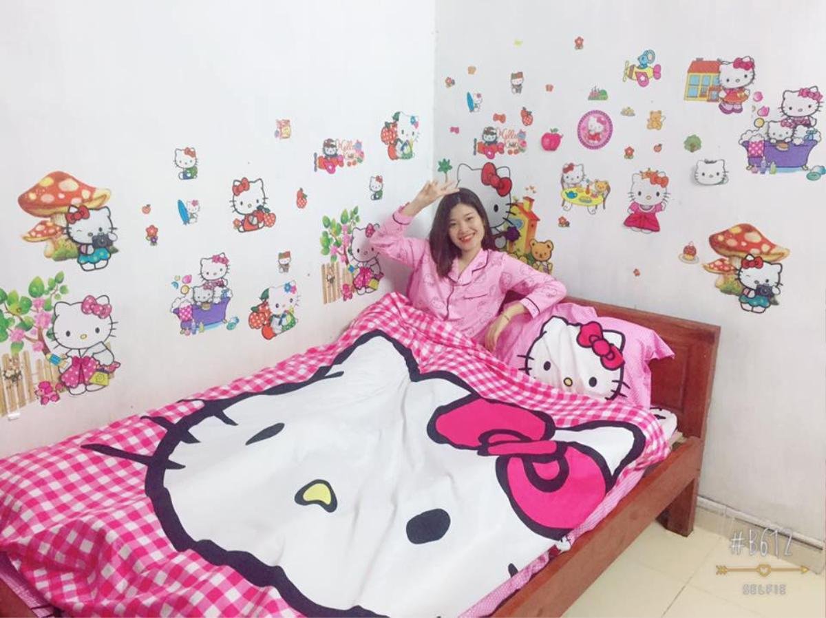 Chàng trai tên Hồng, yêu màu hồng và Hello Kitty nhanh chóng trở thành tâm điểm MXH Ảnh 4