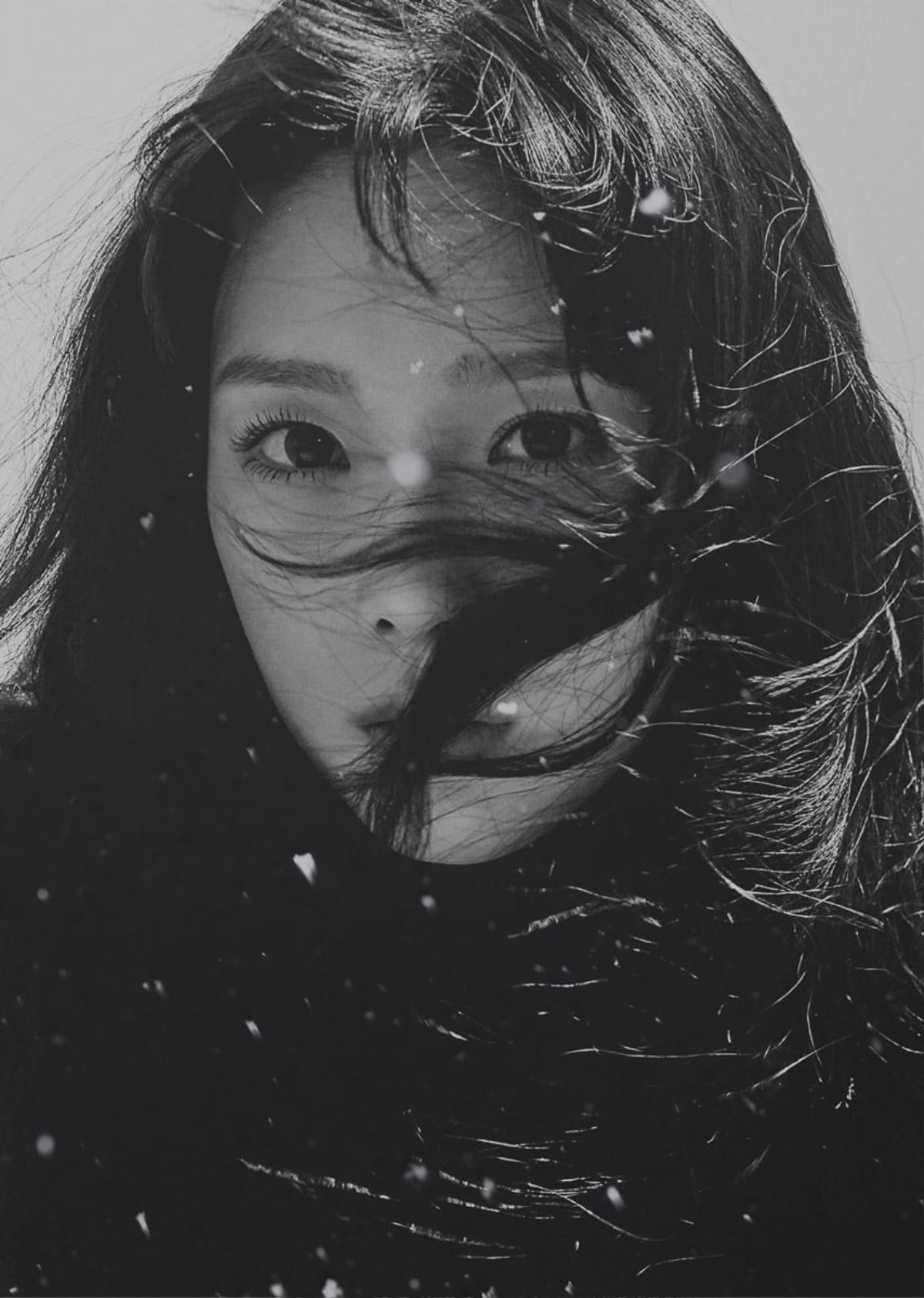 Taeyeon hóa 'em gái tuyết' đẹp tựa thiên thần trong teaser mừng giáng sinh Ảnh 1