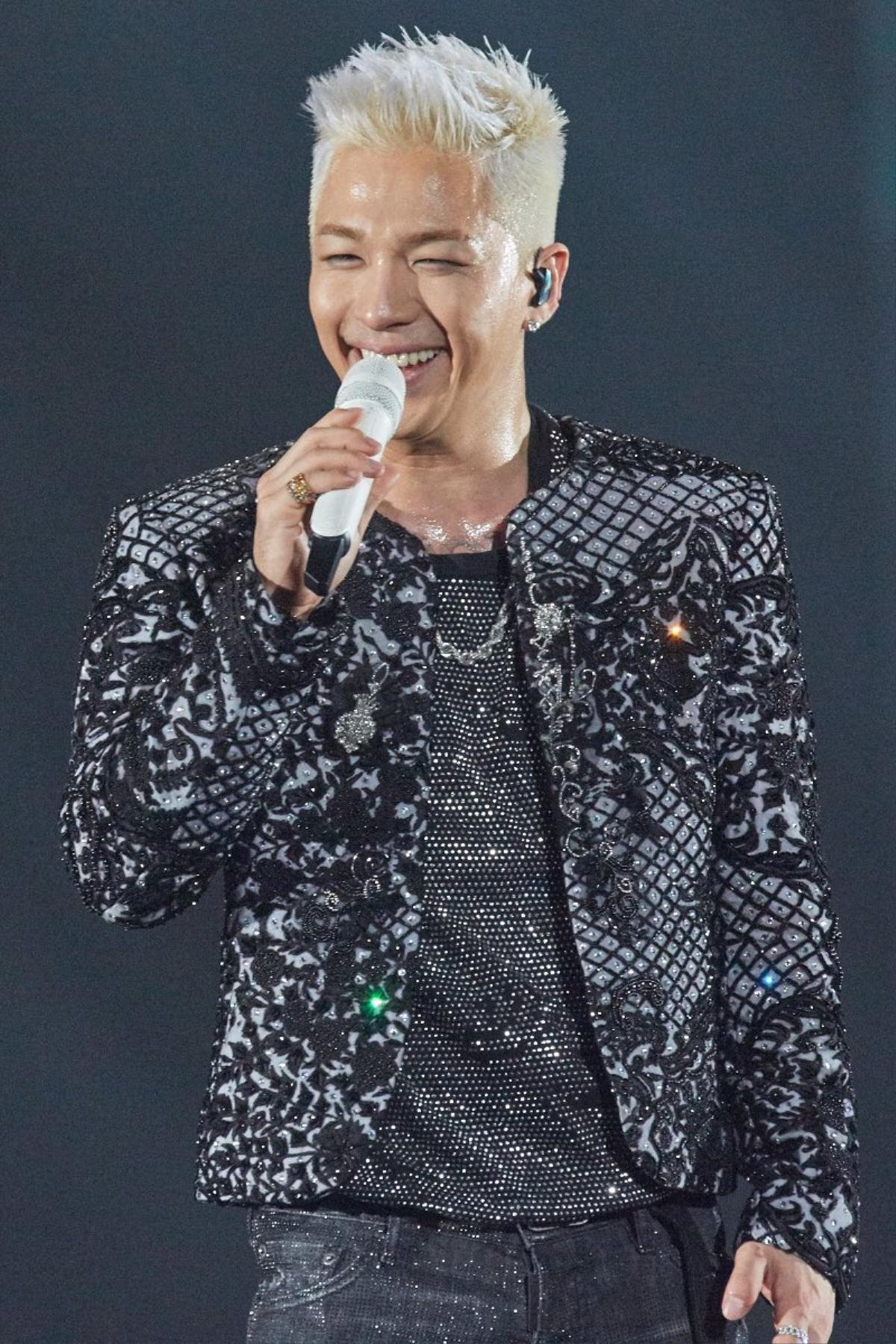 G-Dragon phát biểu tại concert vắng T.O.P của BigBang: 'Xin đừng nghĩ đến chuyện tan rã' Ảnh 3