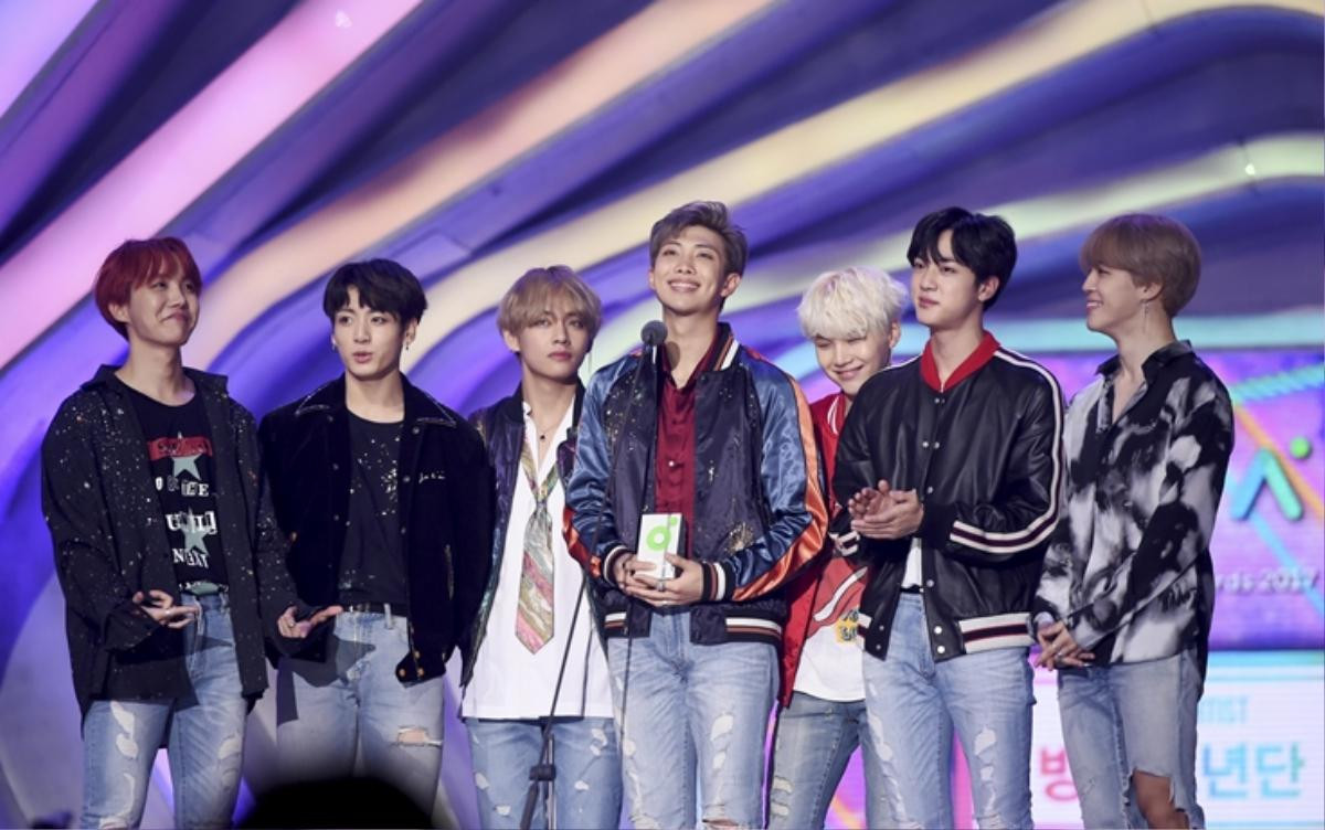 Sau 2 tuần, BTS bỗng có thêm một Daesang 'trên trời rớt xuống' từ Melon Music Awards Ảnh 1