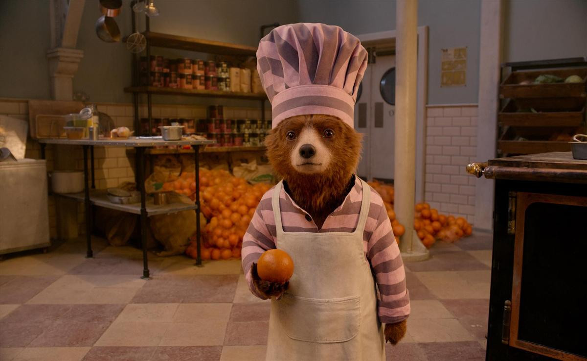 'Paddington 2': Gấu quậy trở lại, đánh bại siêu trộm Ảnh 2