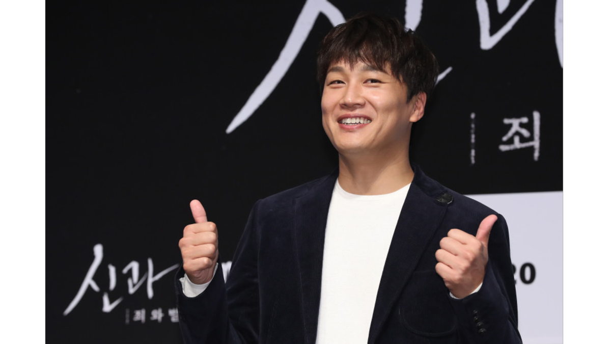 Cha Tae Hyun: 'Ha Jung Woo là một trong những người tuyệt vời nhất mà tôi từng biết' Ảnh 2