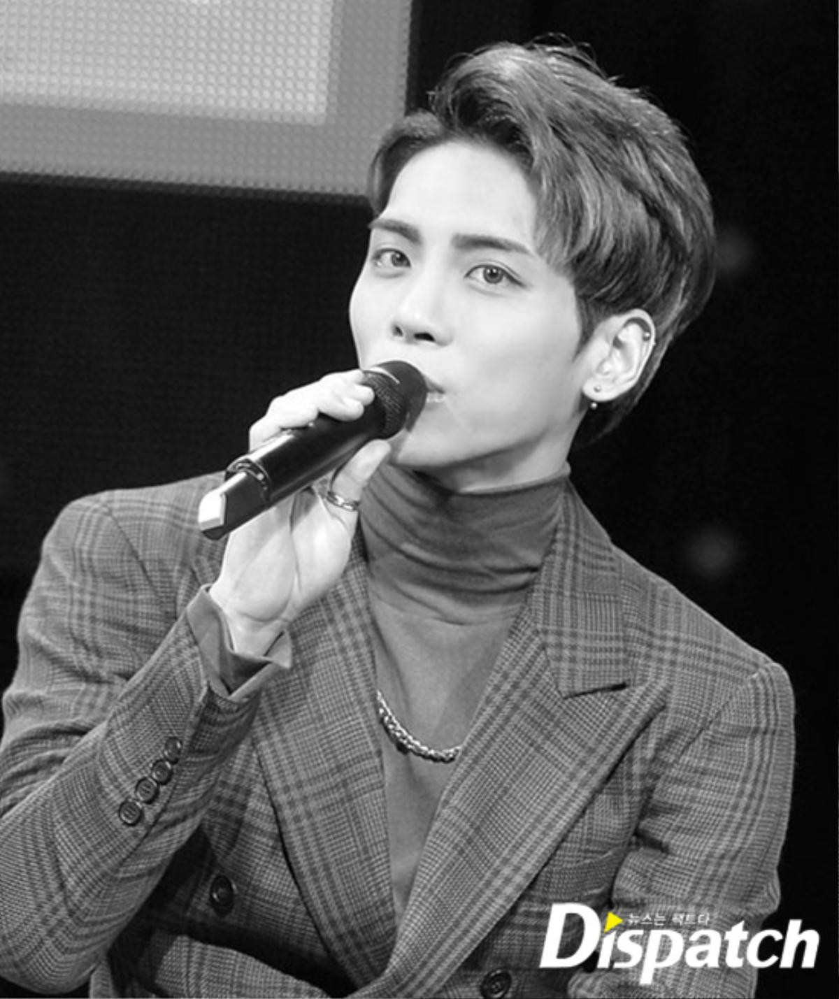 Bạn thân 5 năm tiết lộ về cái chết của Jonghyun: 'Những vấn đề của cậu ấy đều xoay quanh âm nhạc' Ảnh 1