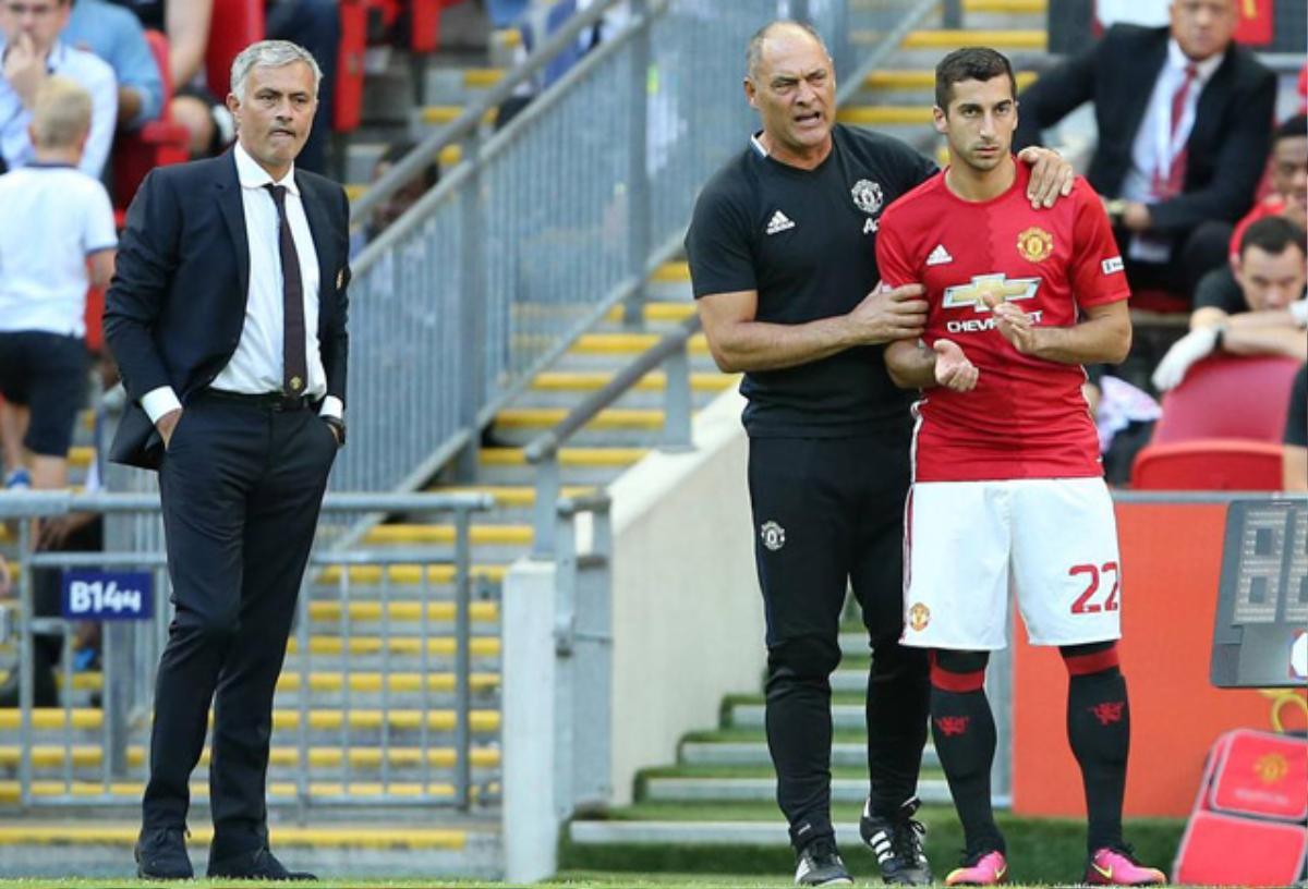 HLV Mourinho 'mở đường sống' cho Mkhitaryan Ảnh 1