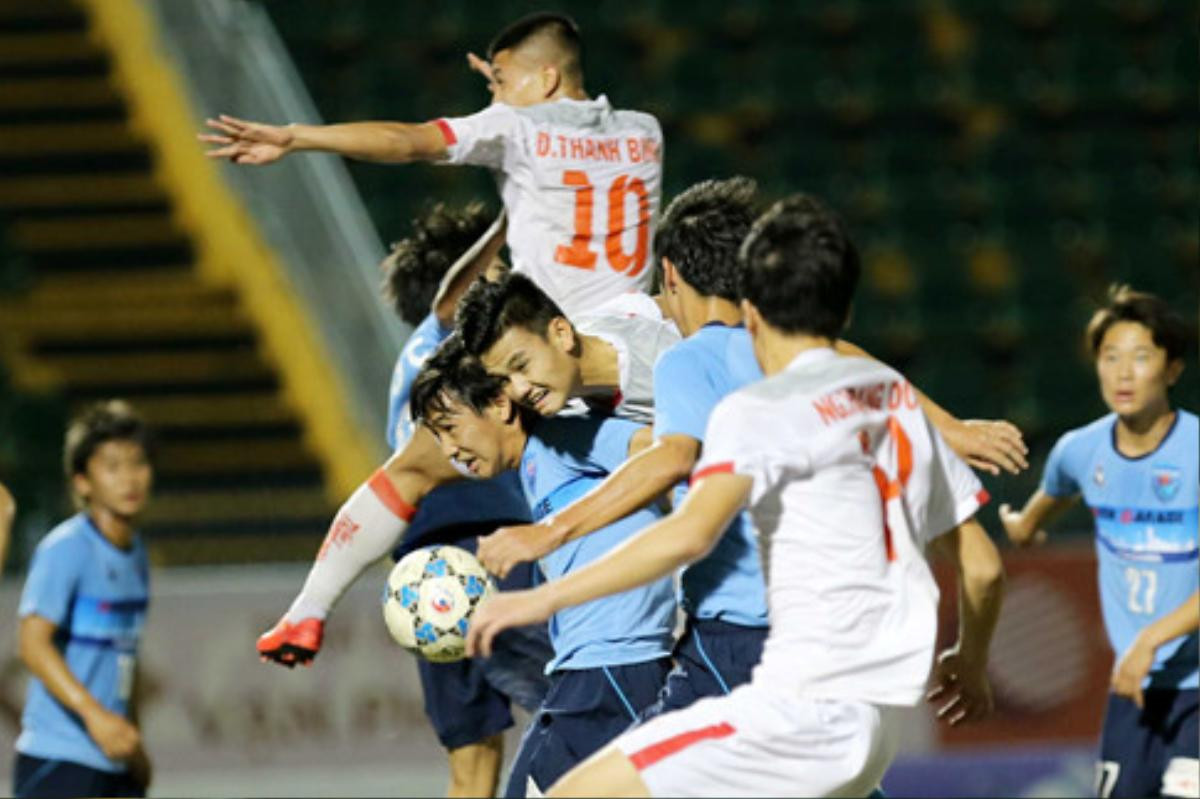 Chơi thứ bóng đá 'siêu hạng' trước U21 Việt Nam, U21 Yokohama vô địch U21 Quốc tế Ảnh 1