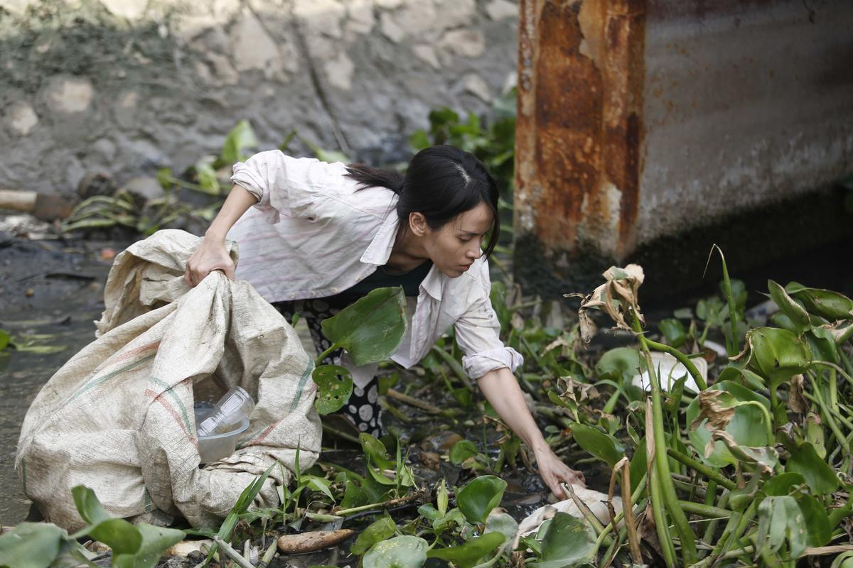 'Bà bầu' Tú Vi và La Quốc Hùng sẽ hoàn toàn 'lột xác' trong phim 'Khi con là nhà' của Vũ Ngọc Đãng Ảnh 5