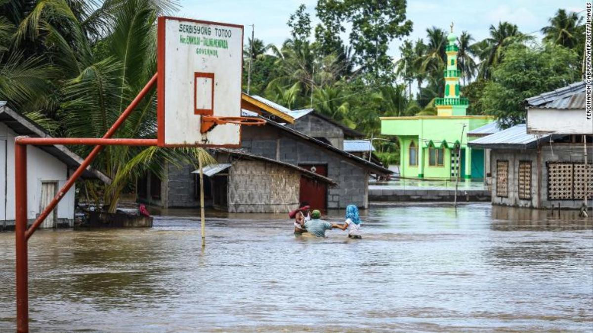 Trước khi vào Việt Nam, bão Tembin khiến Philippines tan hoang thế nào? Ảnh 7