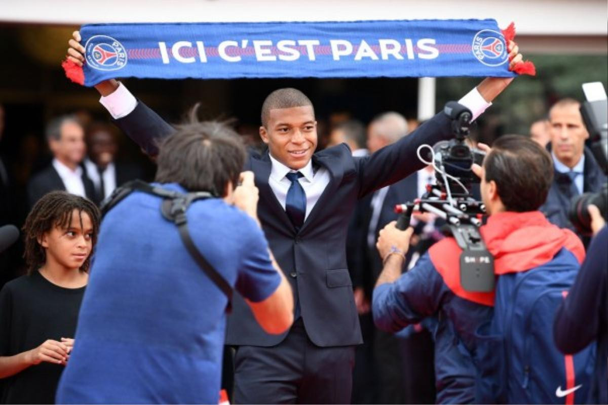 Mbappe kể chuyện bị Real vồ hụt: ‘Ronaldo rất tốt nhưng tôi rất tiếc’ Ảnh 3