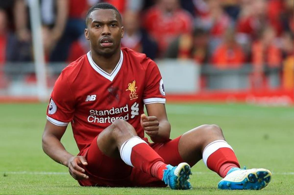 Benteke, Sturridge và những tiền đạo ‘chân gỗ’, mài ghé dự bị vẫn hưởng lương cao hơn ‘vua dội bom’ Harry Kane Ảnh 2