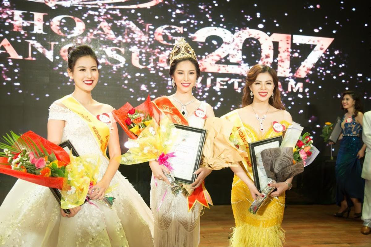 Cuộc thi Nữ hoàng trang sức lặp lại sai lầm khó tin ở Hoa hậu Hoàn vũ 2015 khi công bố nhầm kết quả Top 5 Ảnh 3