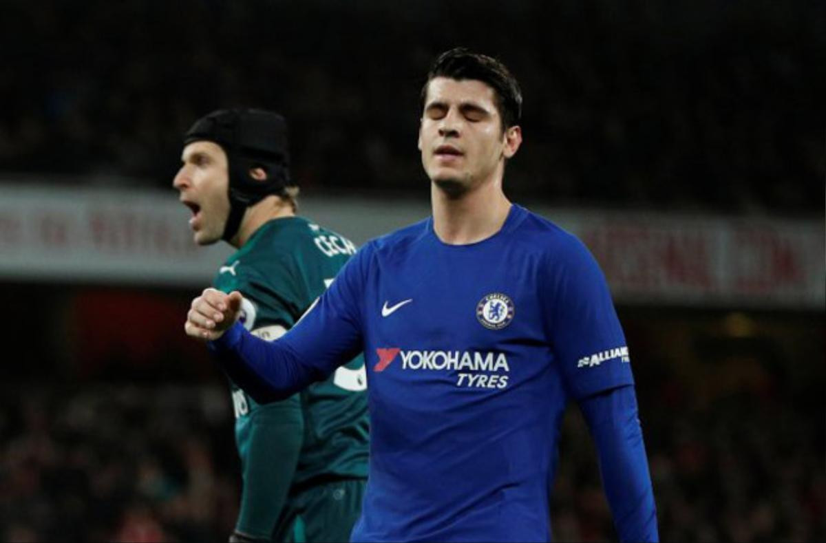 HLV Conte vái lạy trước màn trình diễn 'ăn hại' của Morata Ảnh 3