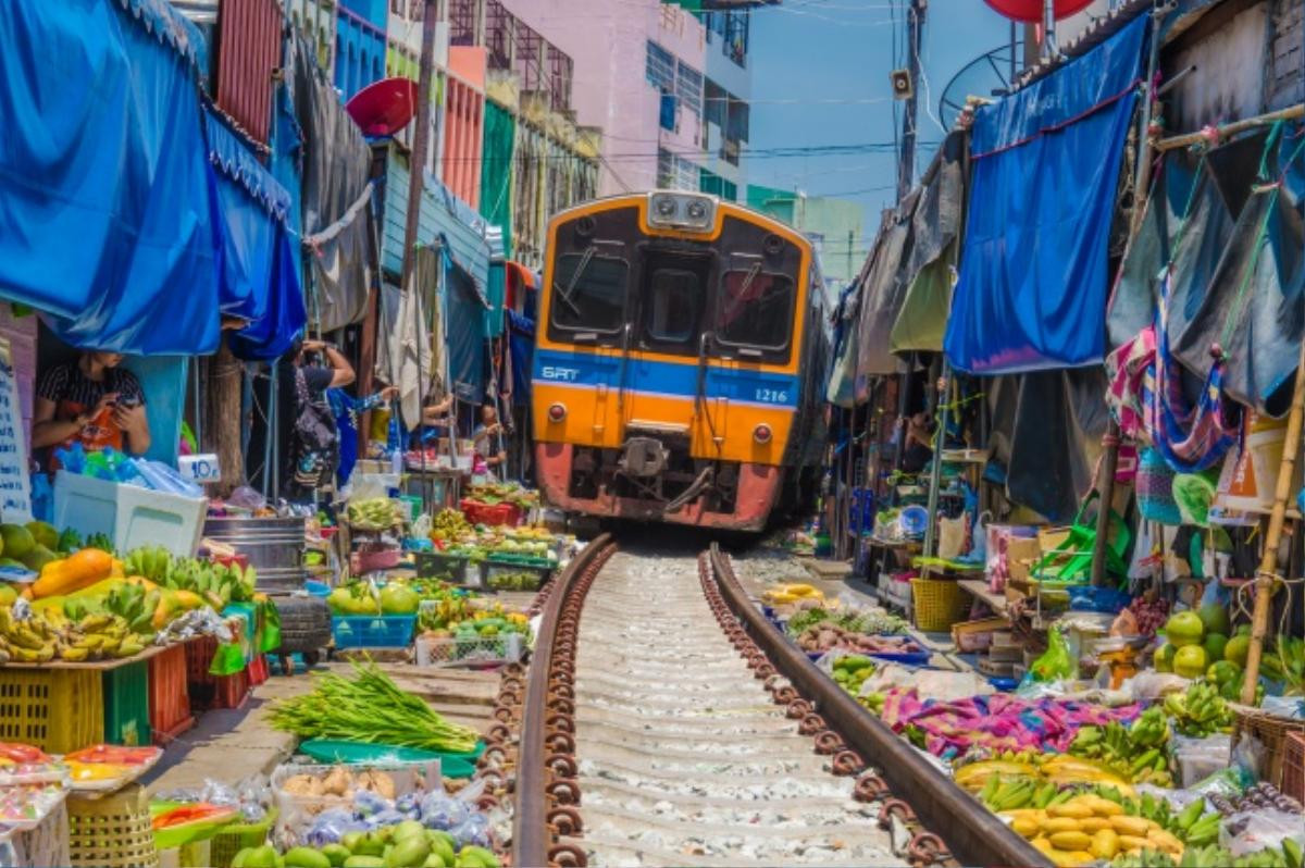 15 tuyến đường chỉ thoáng nhìn đã 'thót tim' nhưng khiến các tín đồ du lịch ưa mạo hiểm 'thích mê' Ảnh 1