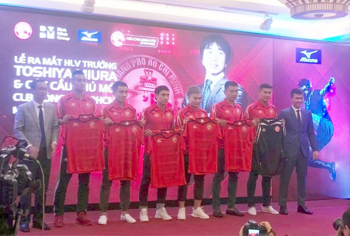 Ra mắt HLV Miura và dàn sao ĐTQG, Công Vinh làm điều chưa từng có trong lịch sử V.League Ảnh 2