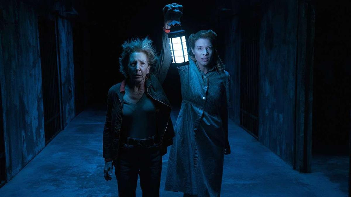 'Giải ngố' cho những ai xem mà không hiểu đoạn kết trong 'Insidious: The Last Key' Ảnh 10