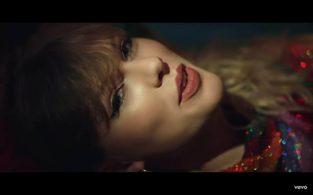 MV mới quẩy xuyên màn đêm với Ed Sheeran của Taylor thật sự cần thêm 'muối' Ảnh 1