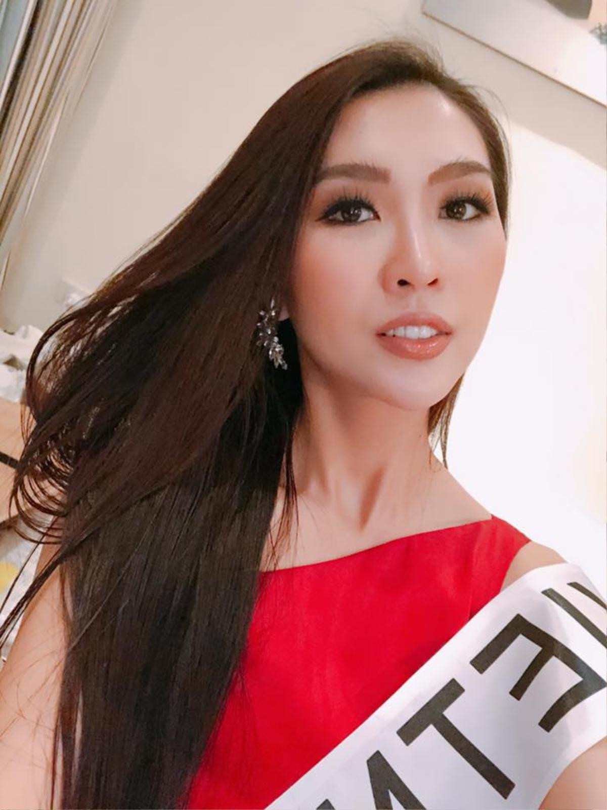 Tường Linh ‘đọ sắc’ một chín một mười bên dàn Hoa hậu nước bạn tại Miss Intercontinental 2017 Ảnh 3