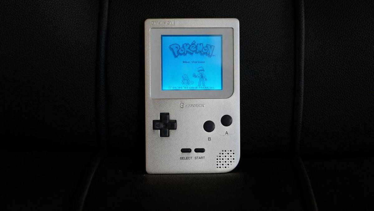 Máy chơi game Gameboy huyền thoại của tuổi thơ vừa được hồi sinh, bạn sẽ thích mê cho xem Ảnh 1