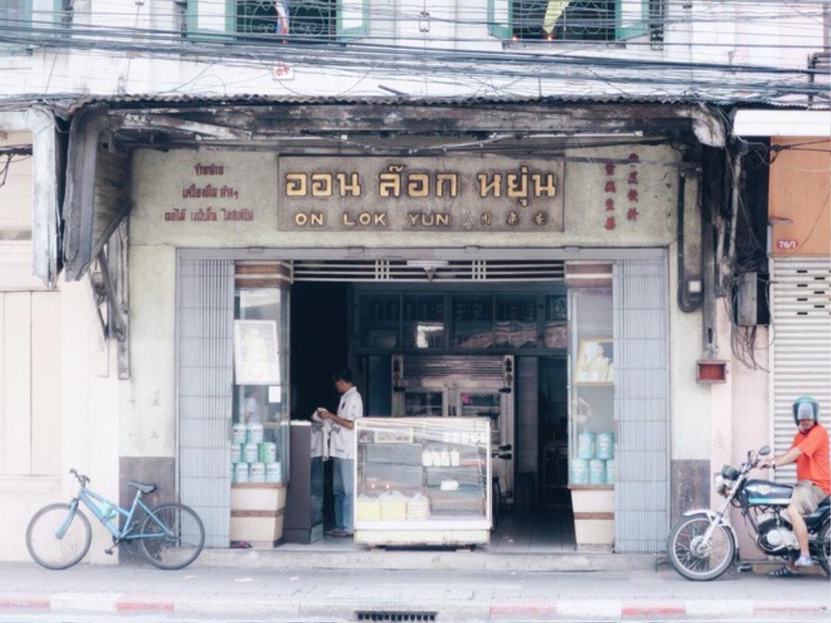 Quán ăn có tuổi đời hơn 80 năm ở Bangkok cực nổi tiếng mà giá chỉ từ 17k Ảnh 2