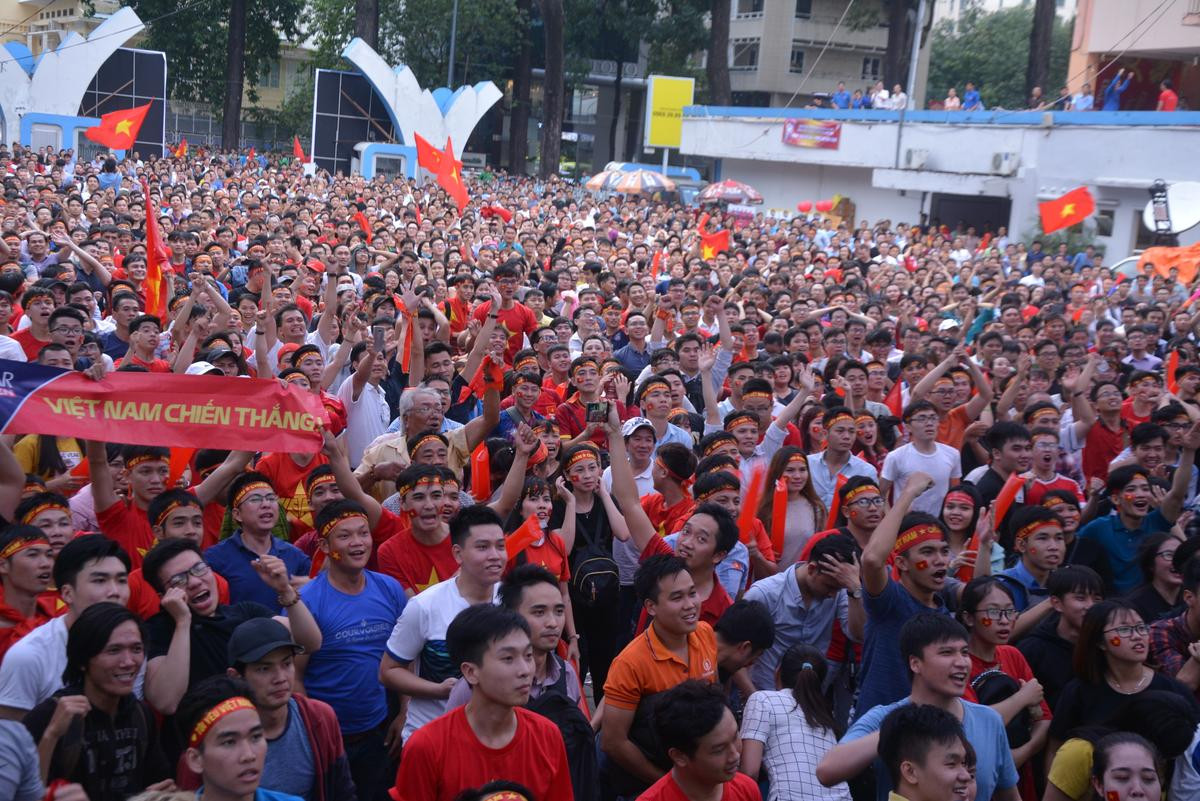 Kỳ tích lại xuất hiện, fan nổ tung vì Việt Nam xuất sắc chiến thắng trên loạt đá luân lưu Ảnh 22