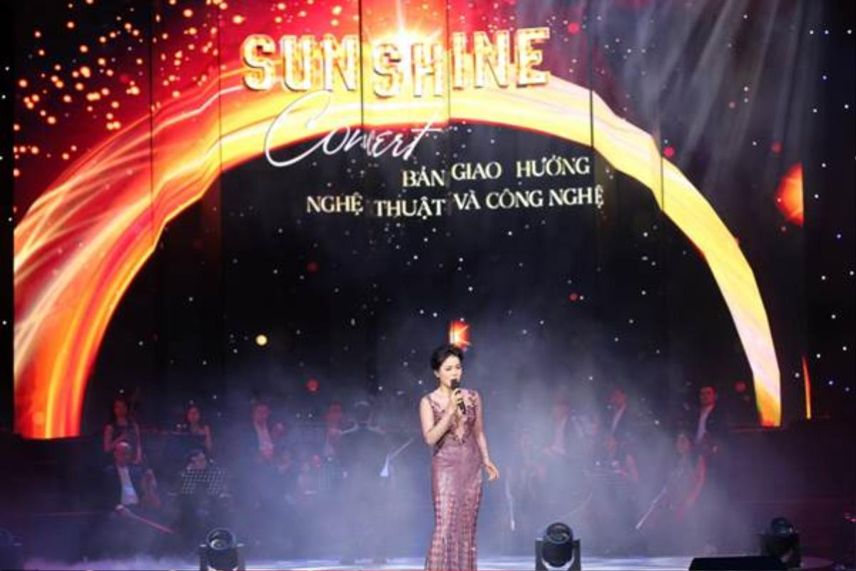 Dàn sao 'khủng' quẩy hết mình ăn mừng chiến thắng U23 tại Sunshine Concert Ảnh 7