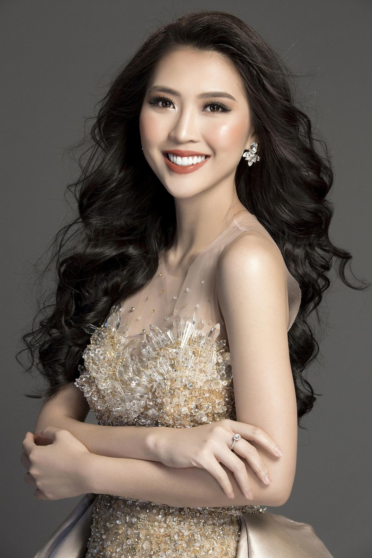 Đạt gần 300.000 lượt bình chọn, Tường Linh sẽ lọt top 15 Miss Intercontinental? Ảnh 7