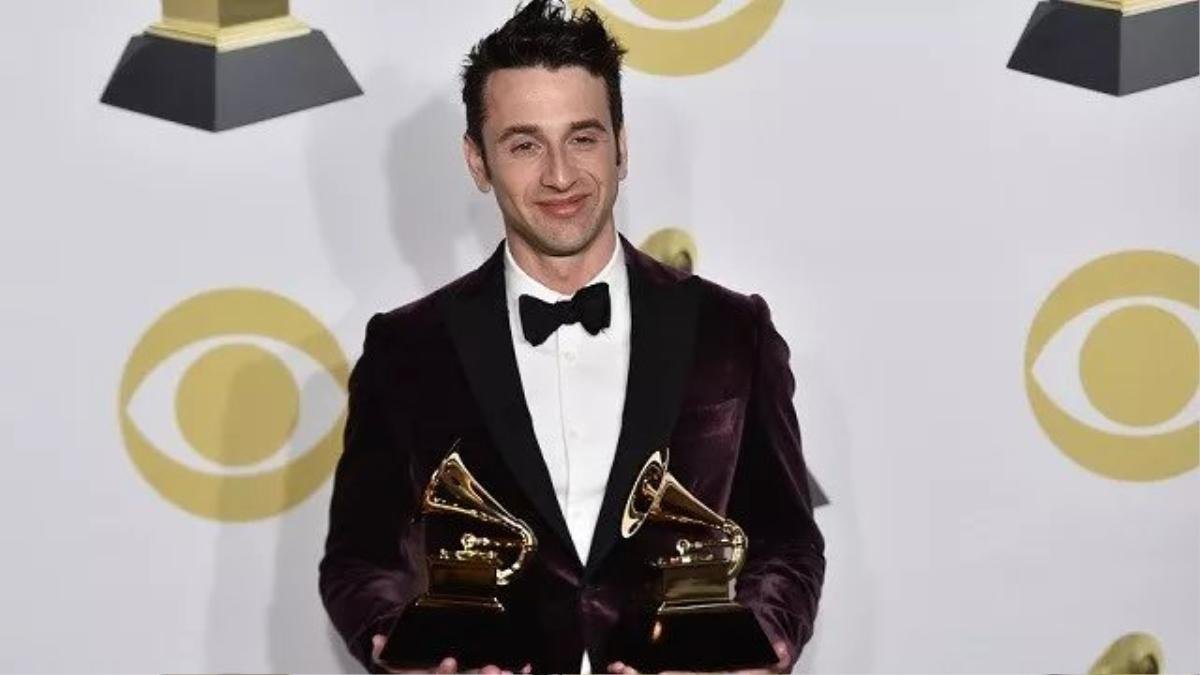 Bội thu 2 cúp Grammy 2018 danh giá, 'La La Land' vẫn gây nuối tiếc vì hụt giải 'Ca khúc nhạc phim của năm' Ảnh 4