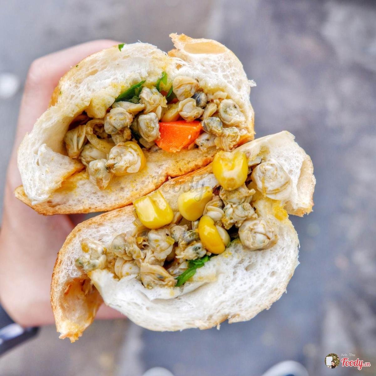 Những quán bánh mì ngon độc lạ chỉ có ở Sài Gòn, dân 'sành ăn' nhất định đừng bỏ lỡ! Ảnh 8