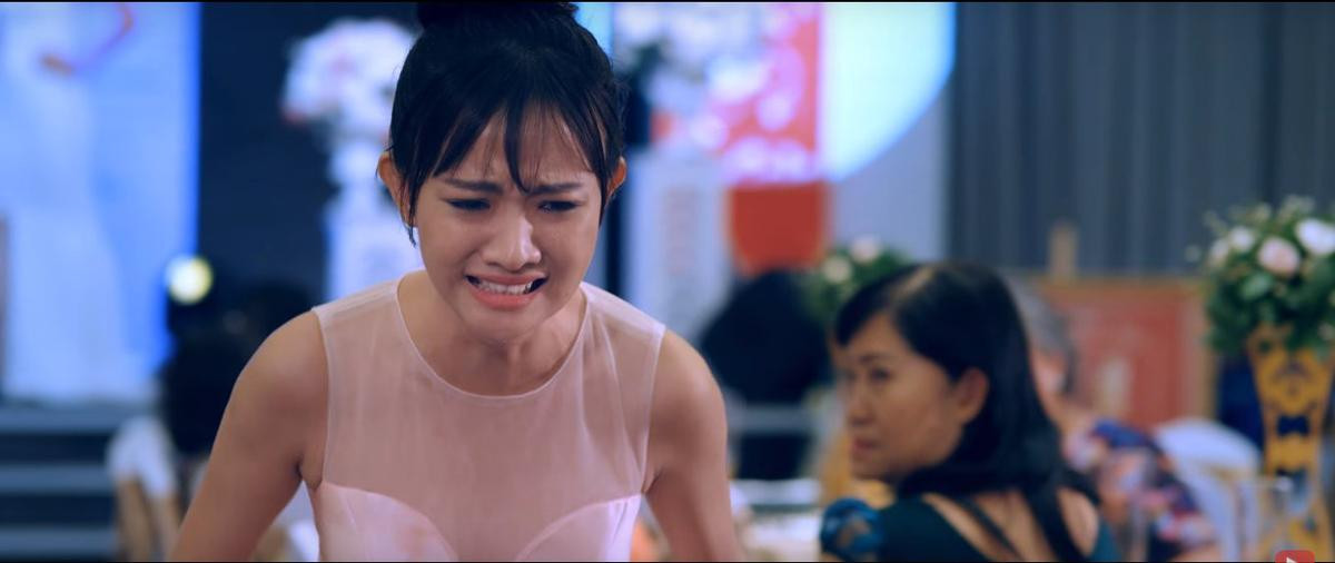 'Lênh đênh phận buồn' của Nữ thần Bolero Như Quỳnh xuất hiện trong trailer phim Tết của Hoài Linh Ảnh 10