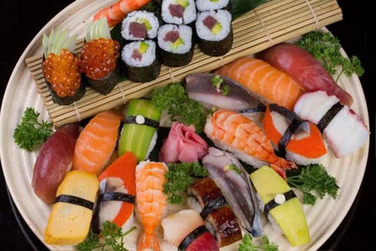 Rủ ngay 'cạ cứng' khám phá những điểm bán sushi ngon nổi tiếng, giá rẻ chỉ từ 5.000 đồng ở Hà Nội Ảnh 6