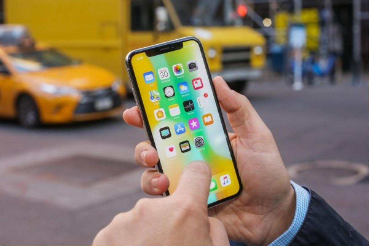 Sát Tết Nguyên đán, giá iPhone X tiếp tục giảm hàng triệu đồng Ảnh 1